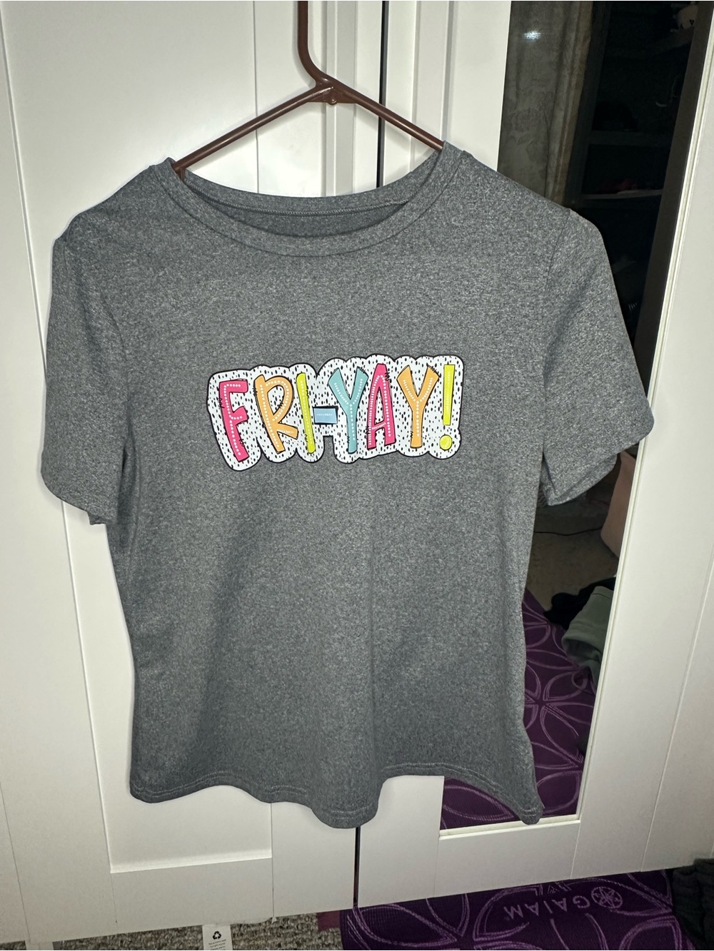 Women’s Gray "FRIYAY!" Graphic Tee
